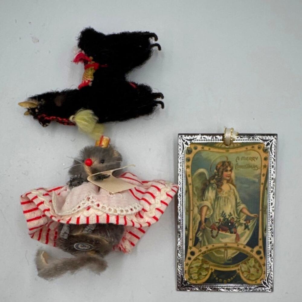 Vintage Collectables Lot Of 3 Granny Holiday Destash Fur Mouse Lama & Tin Card
